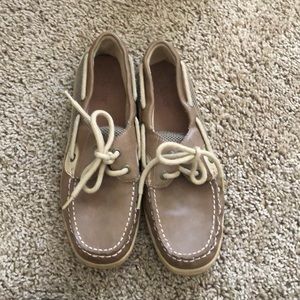 Boat shoes